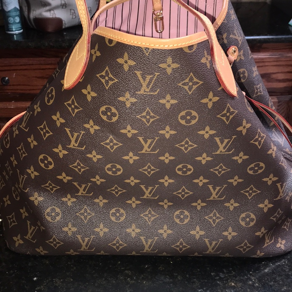 Louis Vuitton neverfull GM